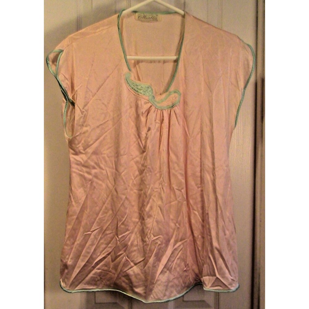 Vintage Collectibles by JC Penny SZ M Silk Pajama Top